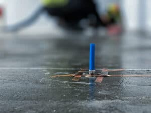 posadzki żywiczne na hali 3 STRZAŁKA POSADZKA ANTYSTATYCZNA