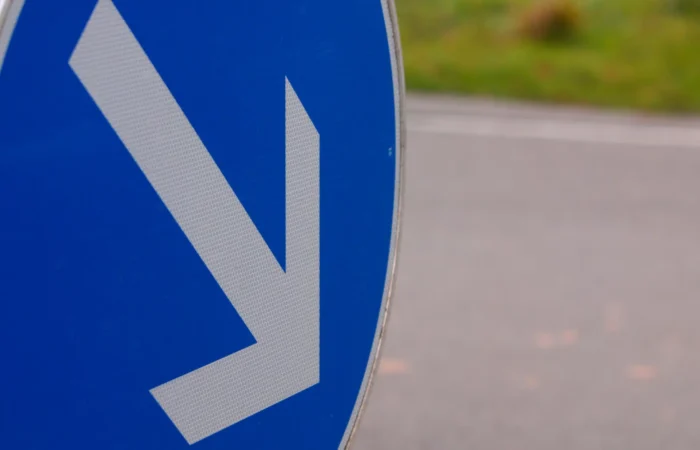 znaki drogowe pionowe