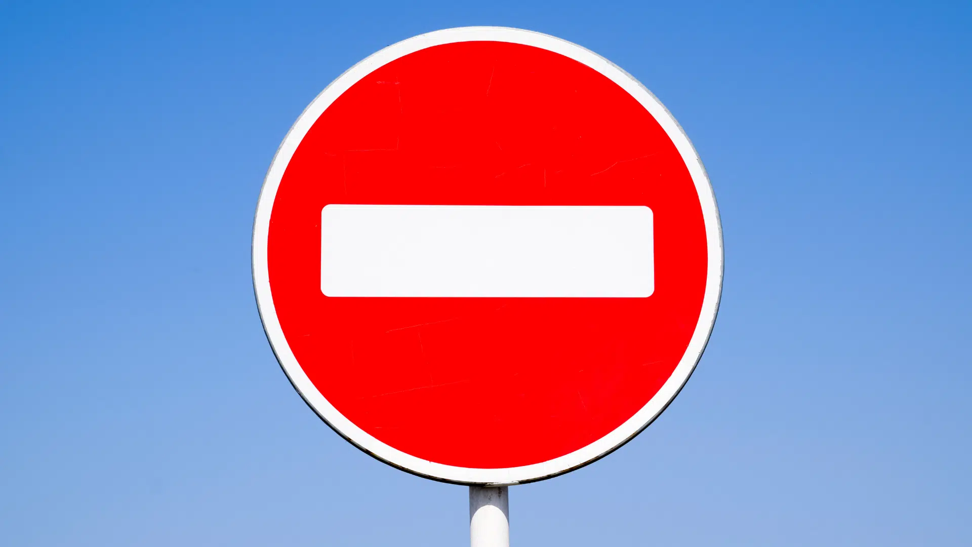 oznakowanie pionowe drogowe