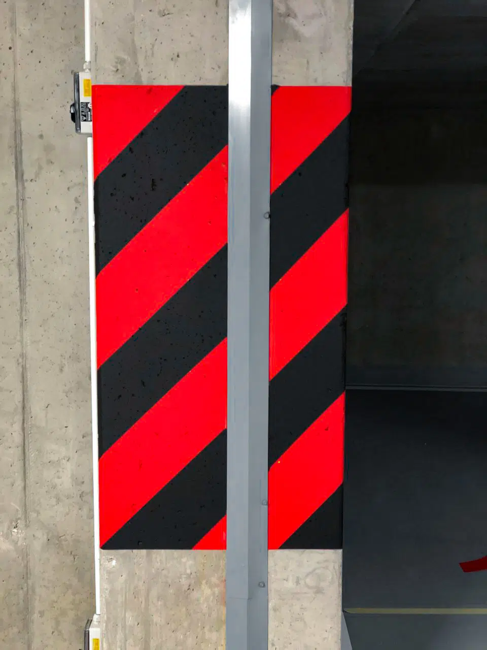 linie i miejsca parkingowe