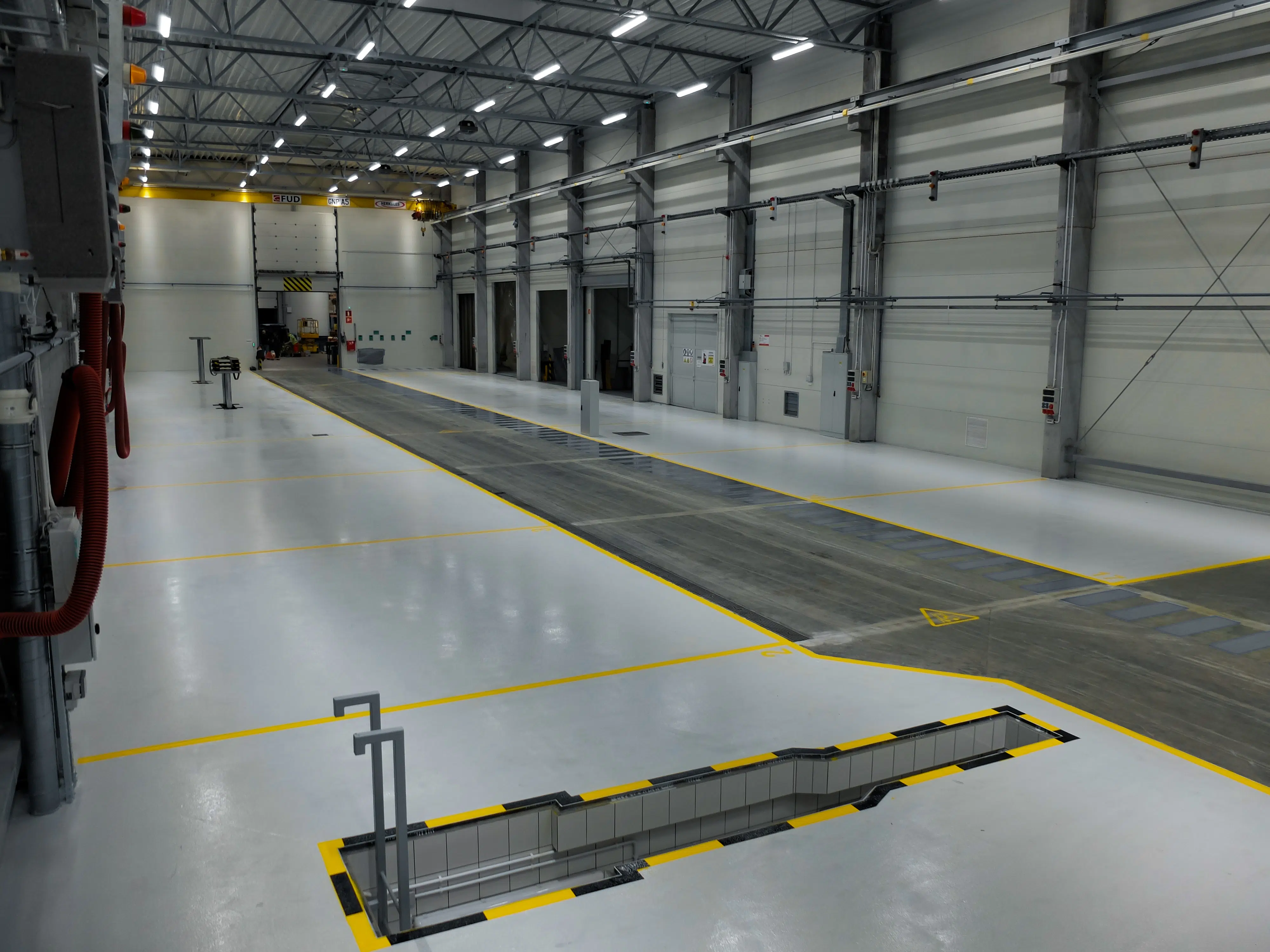 oznakowanie poziome – posadzki epoksydowe